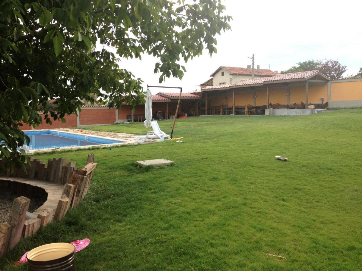 Villa Aya Smochevo Exterior photo