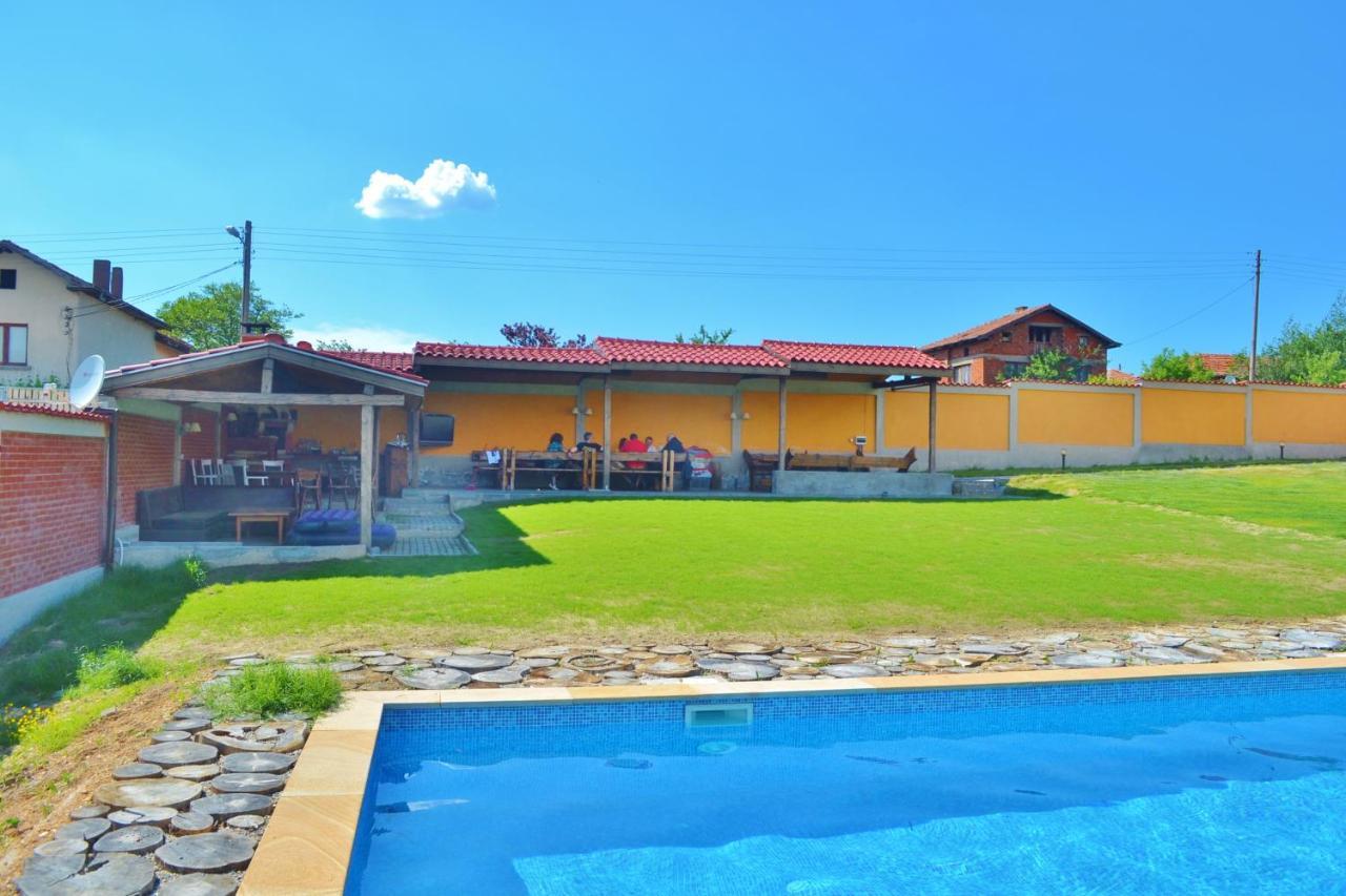Villa Aya Smochevo Exterior photo